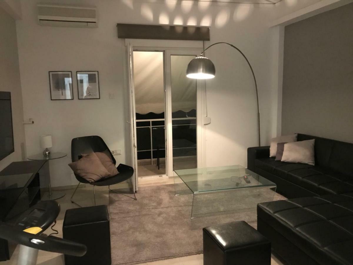 Renovated Minimal Apartment Next To Metro Αθήνα Εξωτερικό φωτογραφία